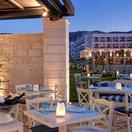 Palace 5*